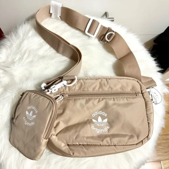 NEW Adidas Originals Puffer and Pouch Crossbody Bag - Picture 3 of 14